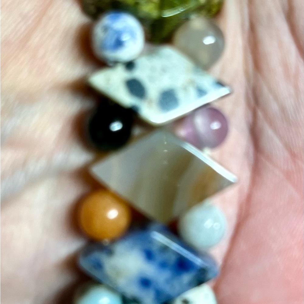 Semi-precious stone bracelet elastic Bohemian 
 multi colored‎ statement piece - Picture 3 of 7